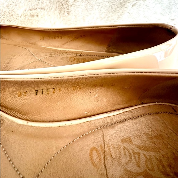 Salvatore Ferragamo 9 1/2 patent leather ballet sandals slippers pre-loved $800 - Picture 7 of 11